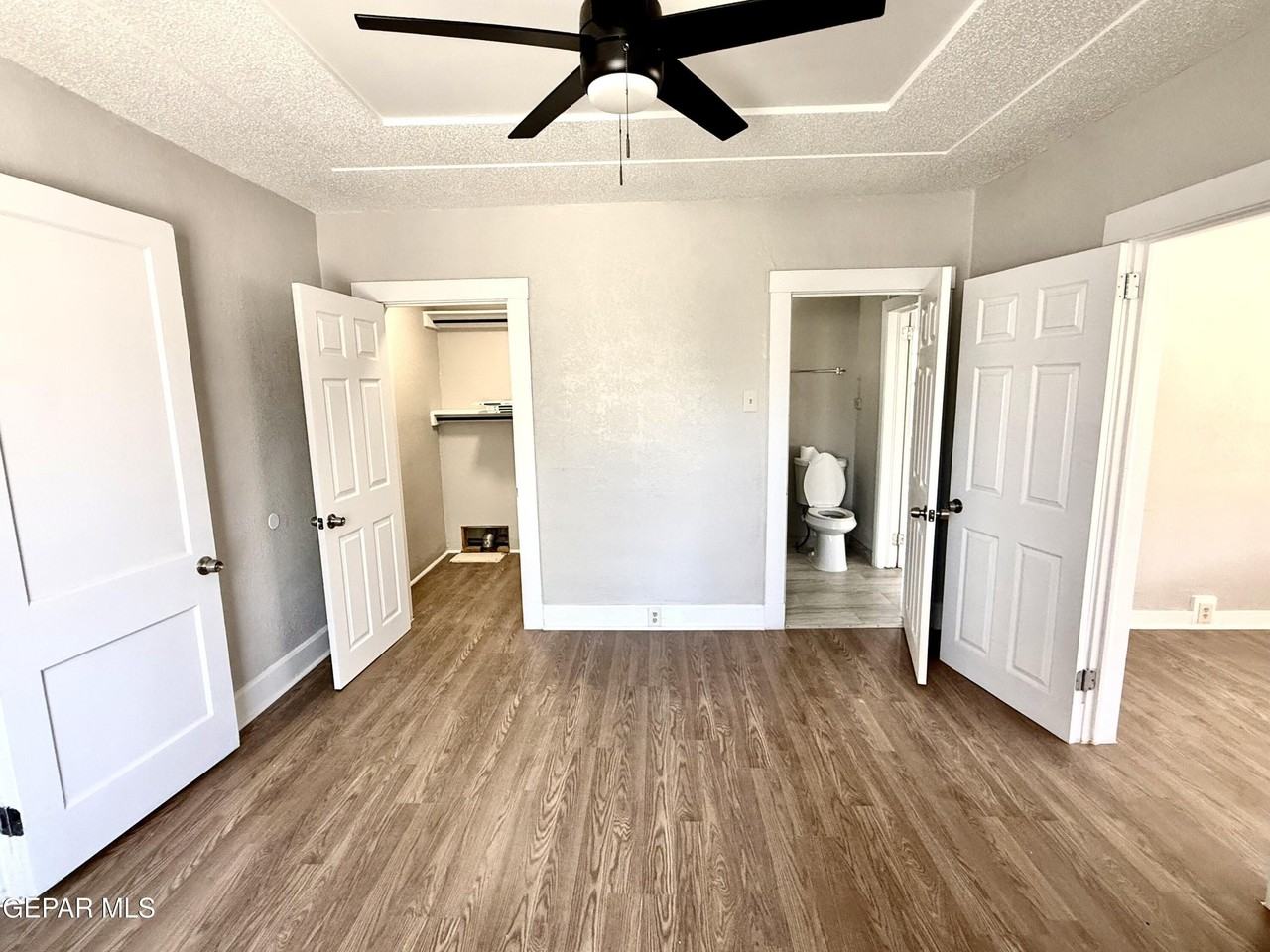 1709 N Stevens St - Photo 7 of 24