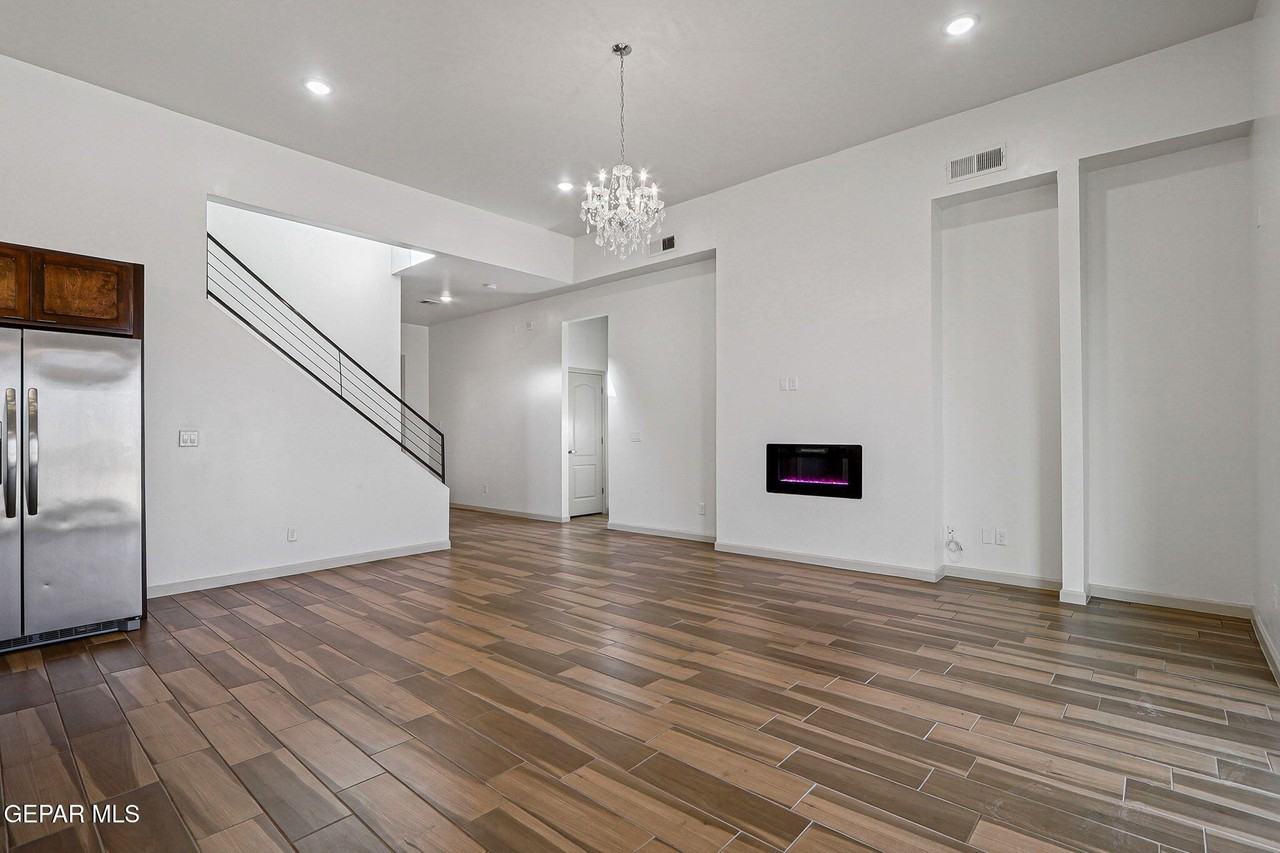 14740 John Mcneely Ave - Photo 5 of 26