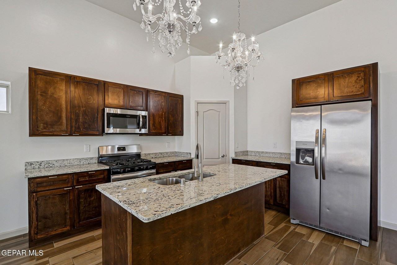 14740 John Mcneely Ave - Photo 6 of 26