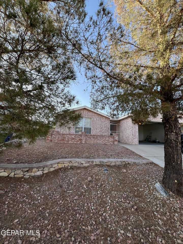 7115 Oval Rock Dr - Photo 3 of 29