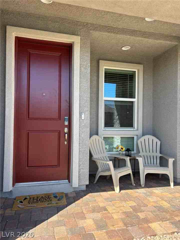 854 Cottonwood Hill Pl - Photo 3 of 16