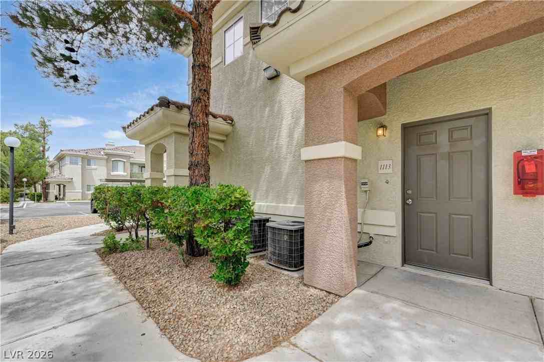 9050 W Warm Springs Rd #1113