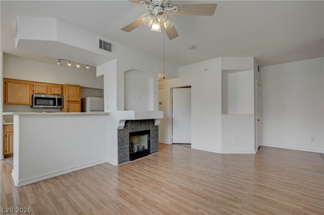 9050 W Warm Springs Rd #1113 - Photo 5 of 29