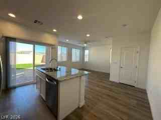 357 Silva Pl - Photo 4 of 23