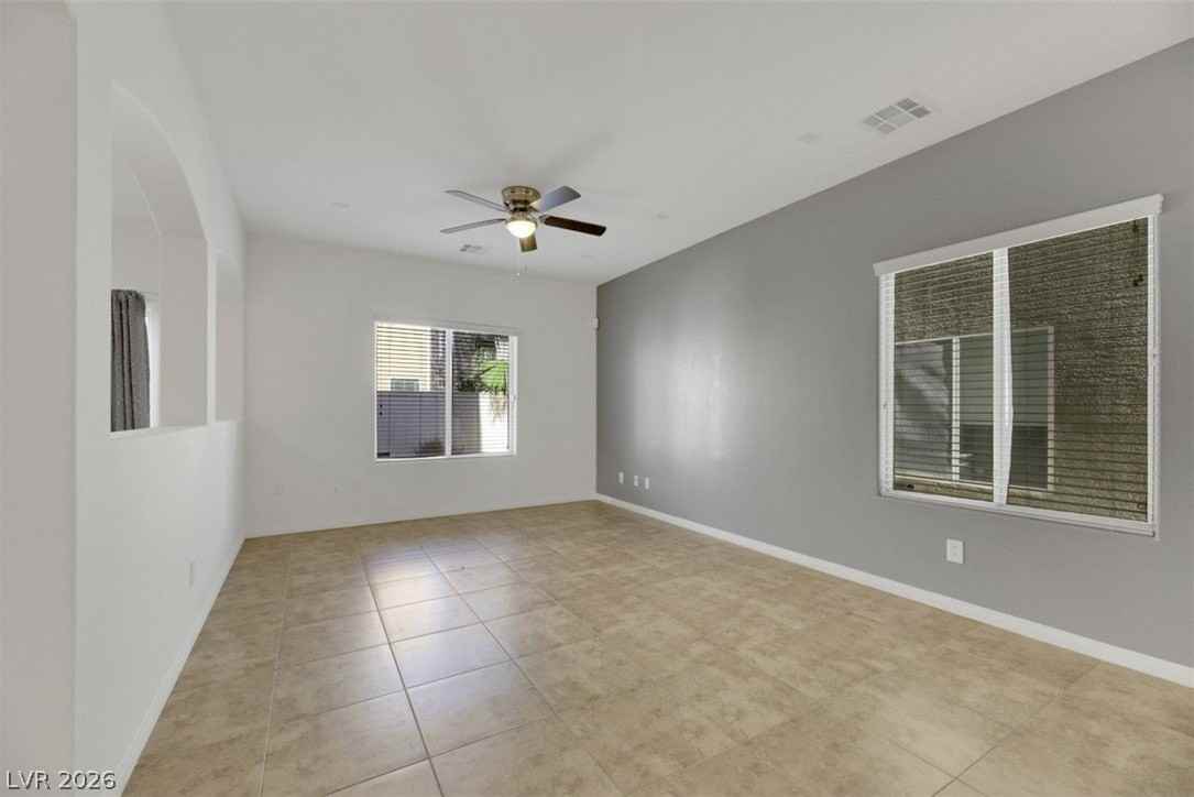 9366 Fitzwilliam Ave - Photo 3 of 20