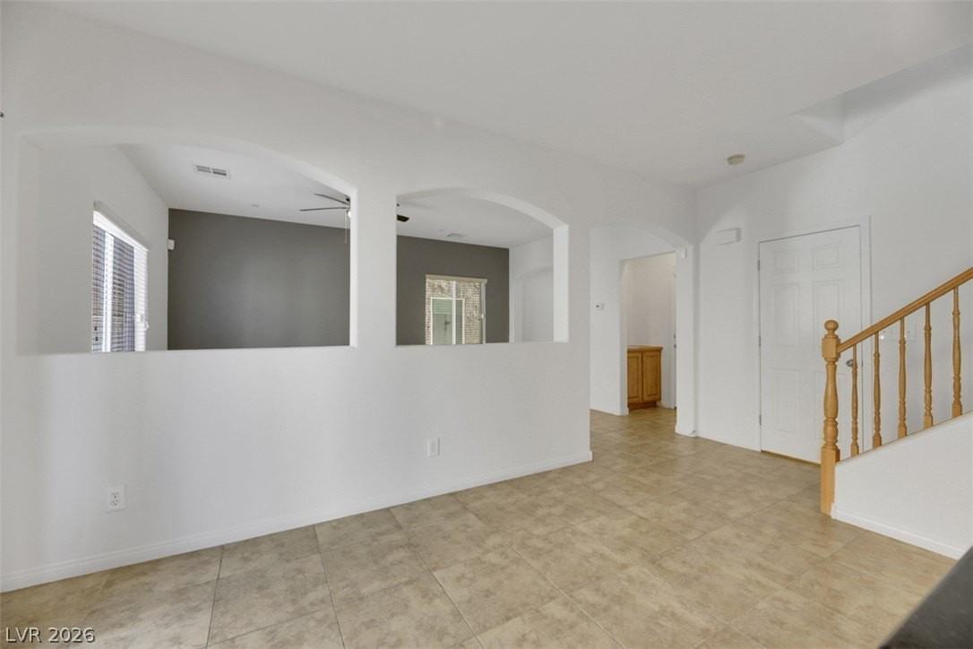 9366 Fitzwilliam Ave - Photo 6 of 20
