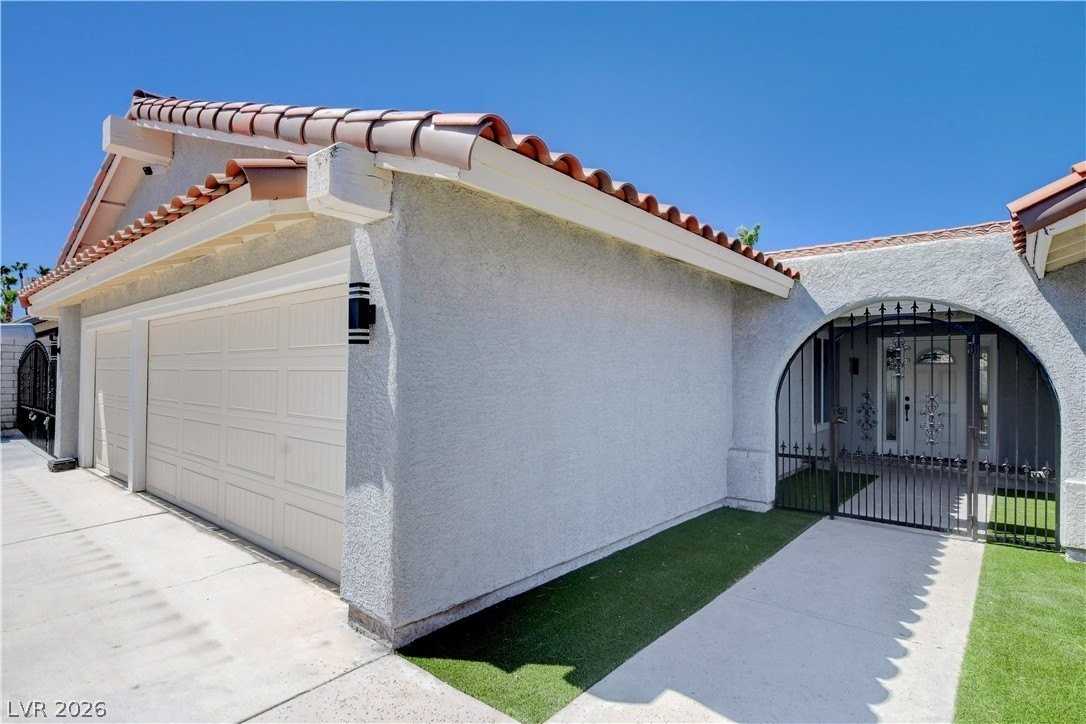 6862 Baile Rd - Photo 4 of 50