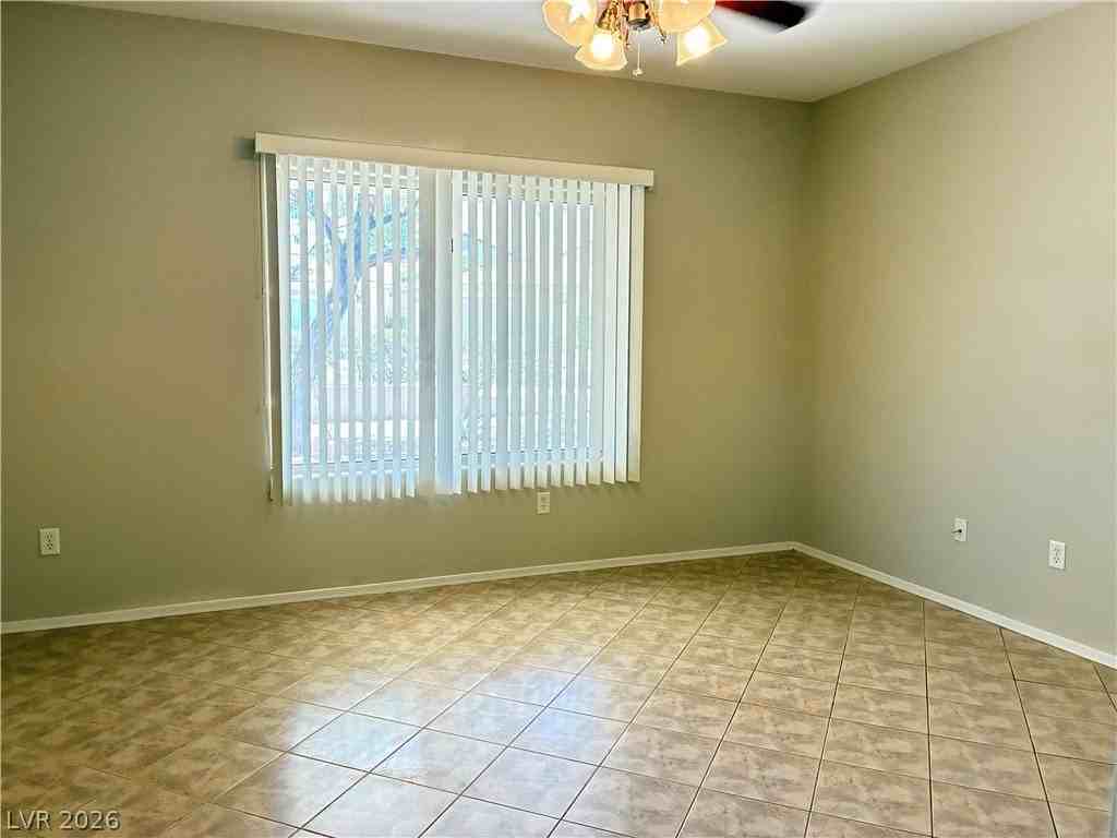 2523 Romanza Rd - Photo 4 of 24