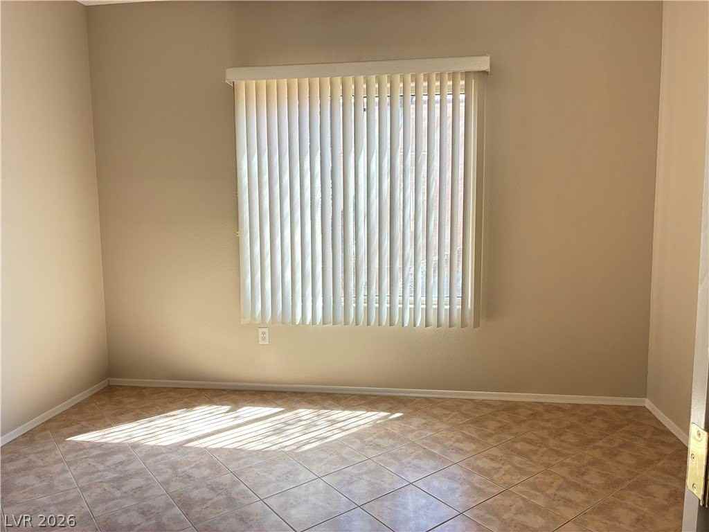 2523 Romanza Rd - Photo 7 of 24