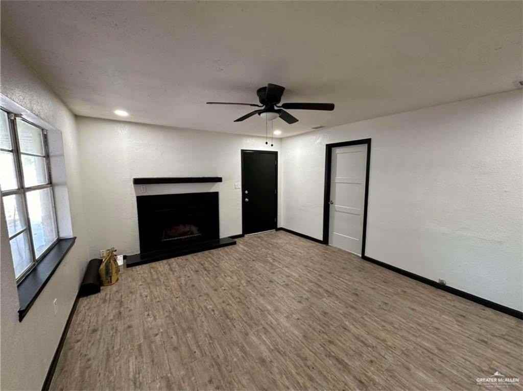 618 E 4th Ave - Photo 2 of 12