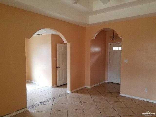 3604 Kingsborough Ave - Photo 2 of 13