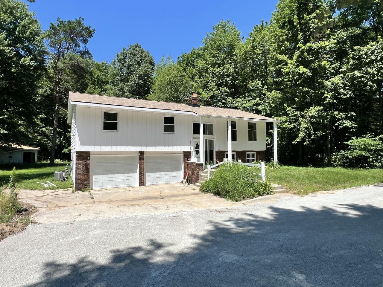 16265 Port Sheldon St - Photo 4 of 36