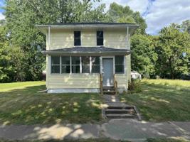 featured image of 1134 Johnson St
