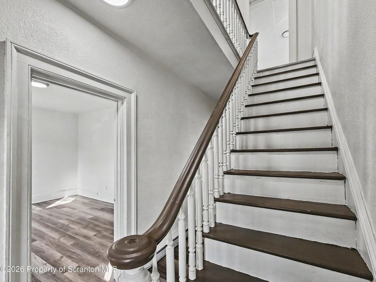 602 Prospect Ave - Photo 2 of 16