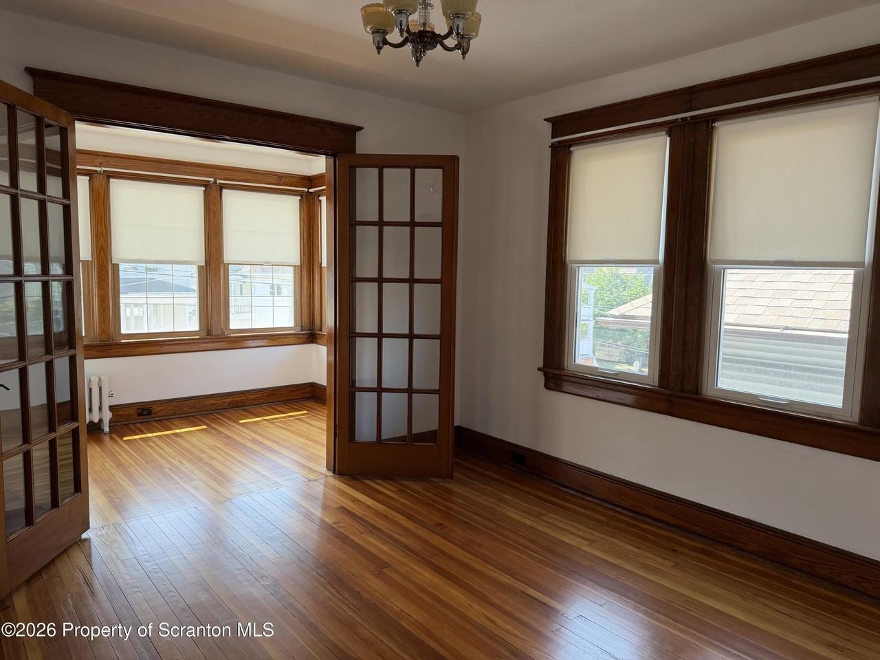 715 Hemlock St - Photo 7 of 8