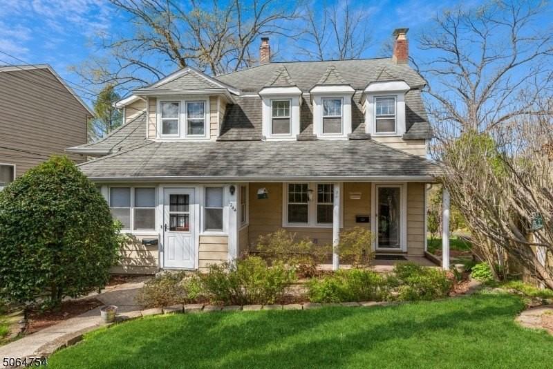 1244 Birch St #B - Photo 2 of 21