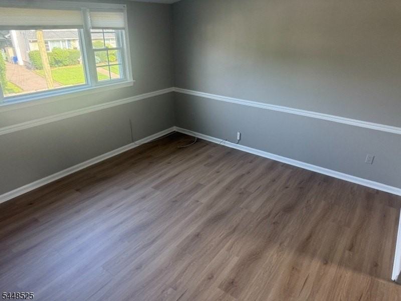 135 11th Ave - Photo 2 of 11