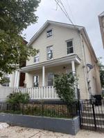 featured image of 417 Franklin St