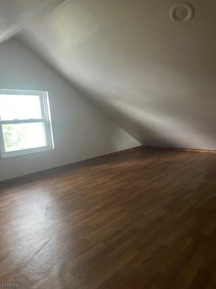 417 Franklin St - Photo 5 of 5