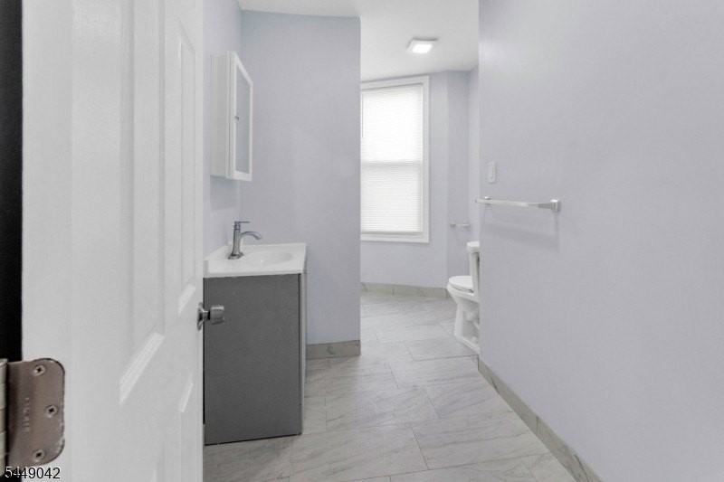 100 Haledon Ave - Photo 4 of 11