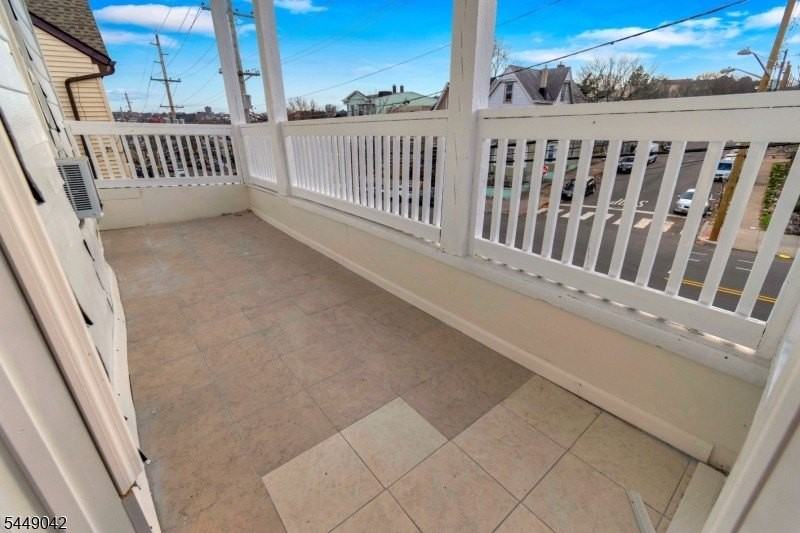 100 Haledon Ave - Photo 5 of 11