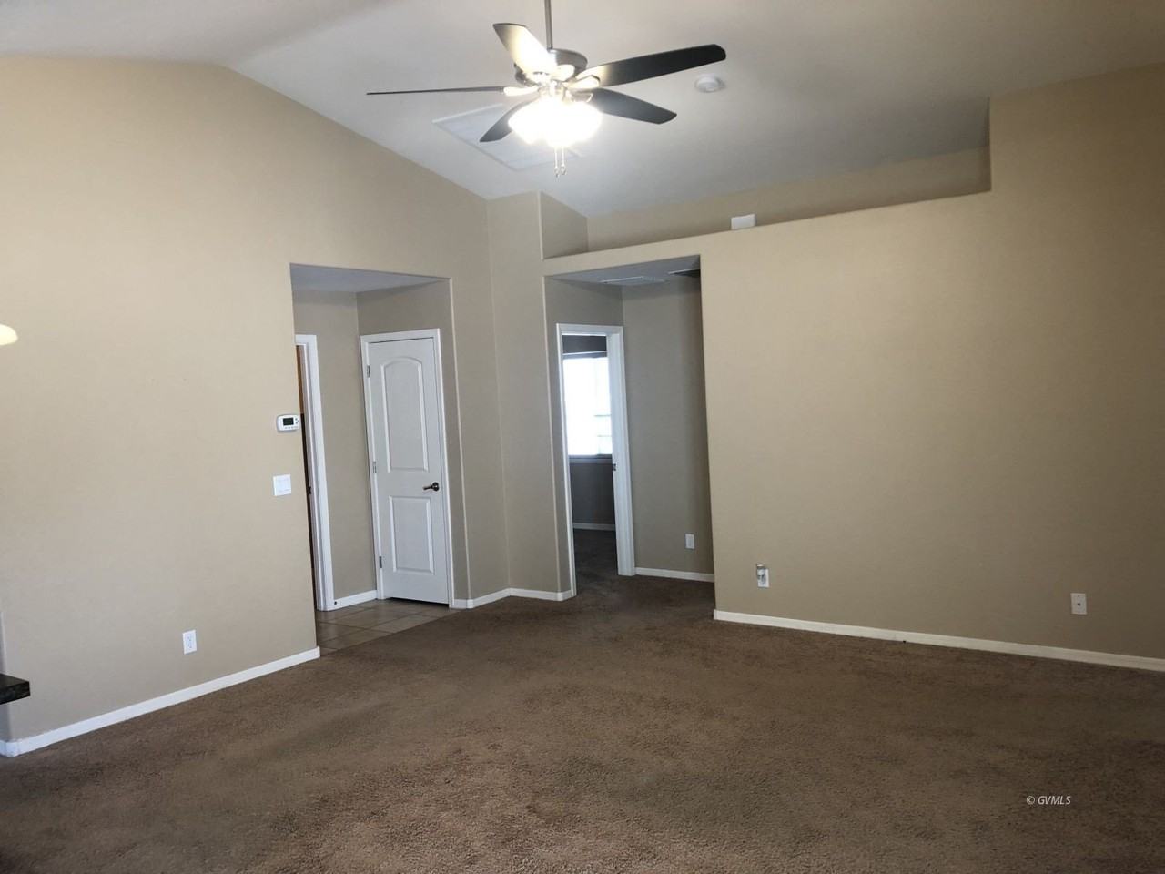 1294 S Kelson Pl - Photo 5 of 15