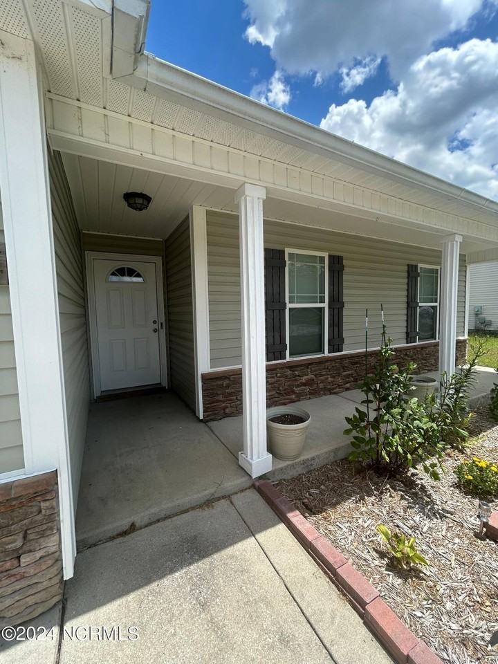 102 Gobblers Way - Photo 3 of 20