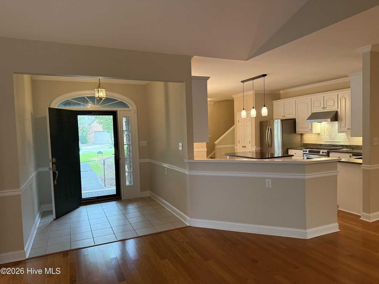 309 Village Green Dr - Photo 2 of 29
