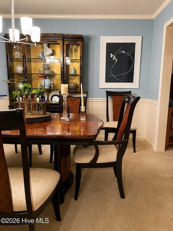 265 Broadmeade Dr - Photo 4 of 19