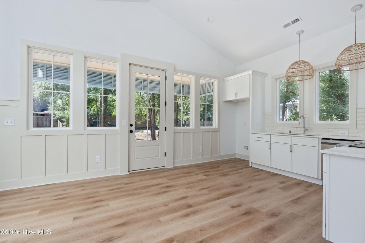 1106 Tree Canopy Way #A - Photo 4 of 14