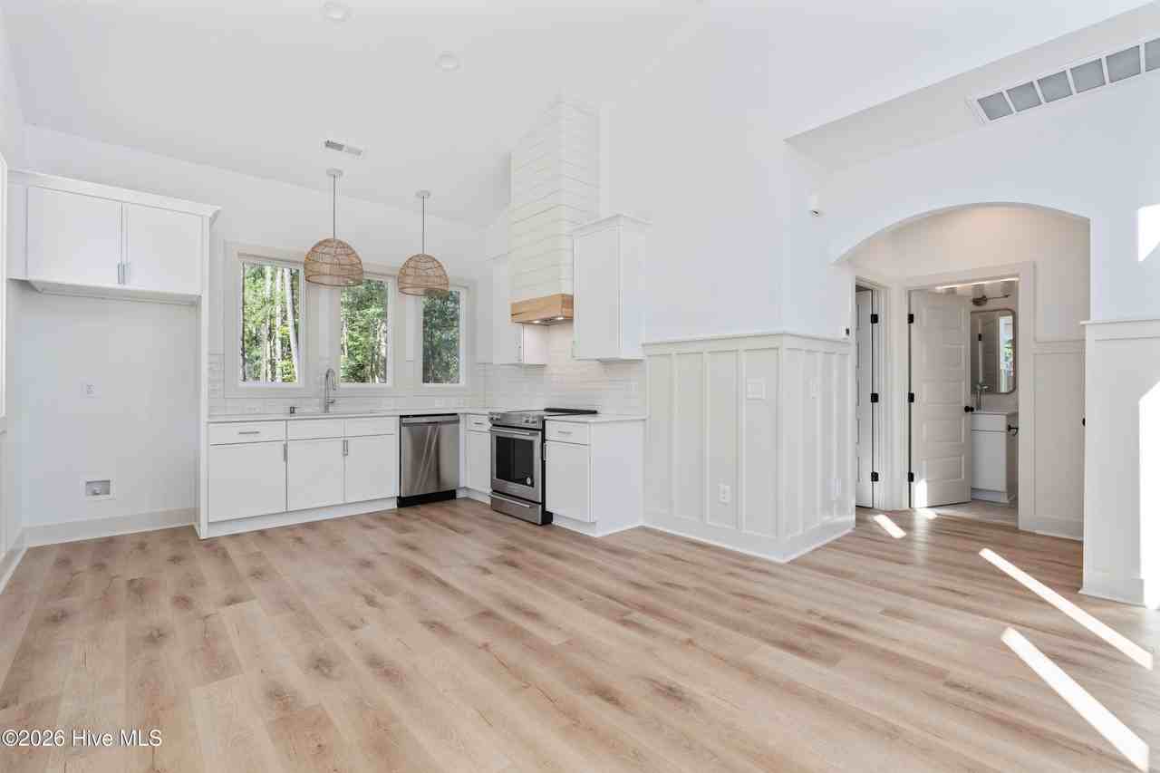 1106 Tree Canopy Way #A - Photo 5 of 14