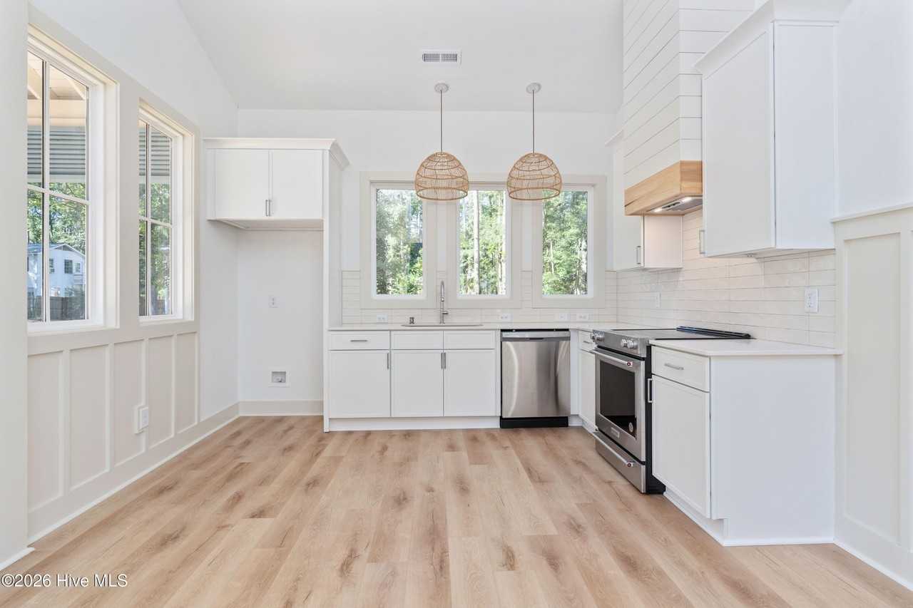 1106 Tree Canopy Way #A - Photo 7 of 14
