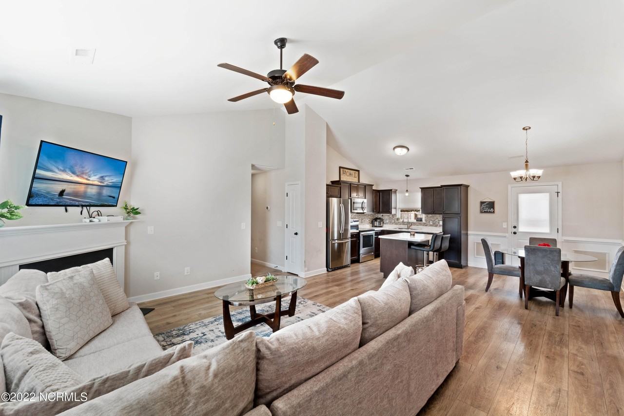 206 Bodmin Ct - Photo 7 of 19