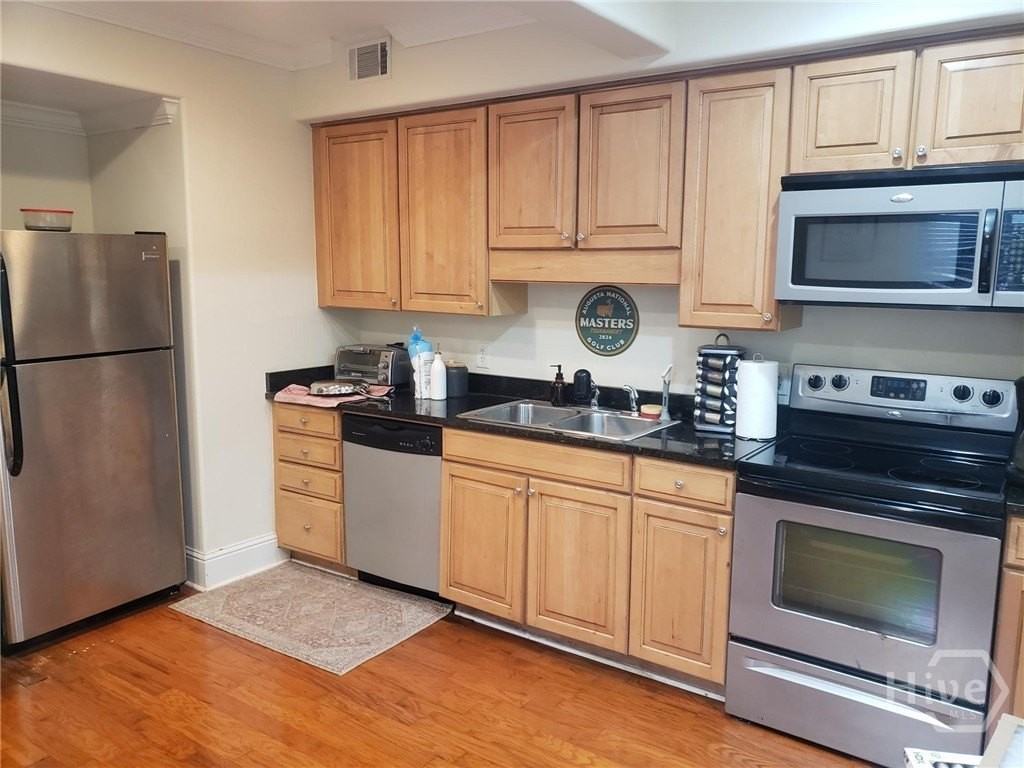 1363 S Milledge Ave - Photo 7 of 7