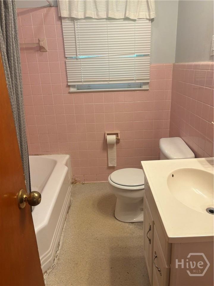 1387 Criswell Rd Se - Photo 5 of 6