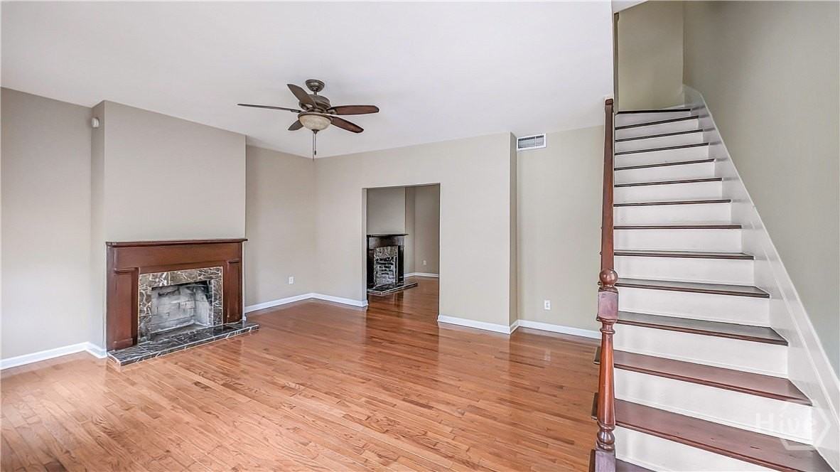 615 Price St - Photo 2 of 30
