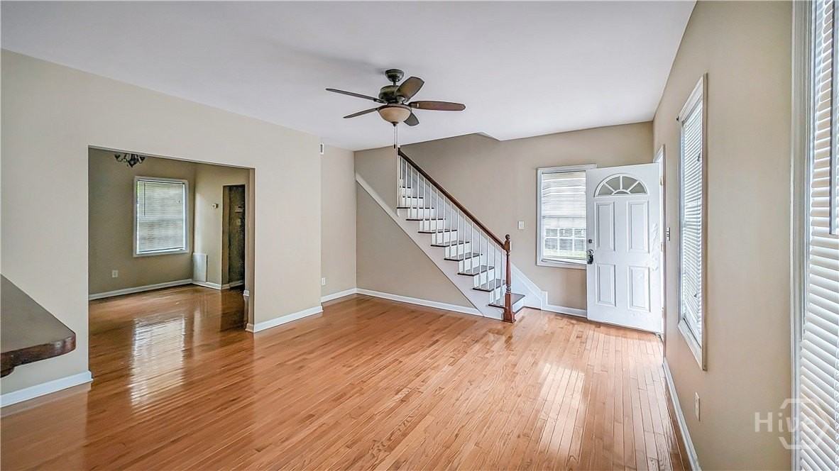 615 Price St - Photo 5 of 30