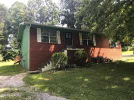 featured image of 305 Reagan St