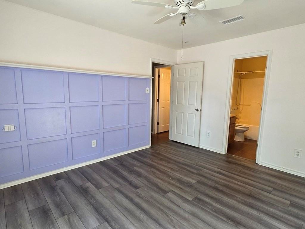 121 Amelia Ct - Photo 7 of 17
