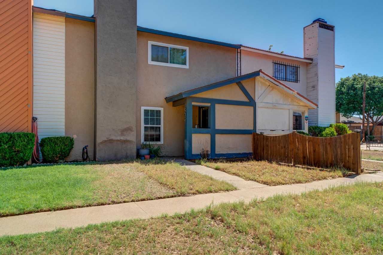 8633 Knoxville Dr #C31 - Photo 4 of 31