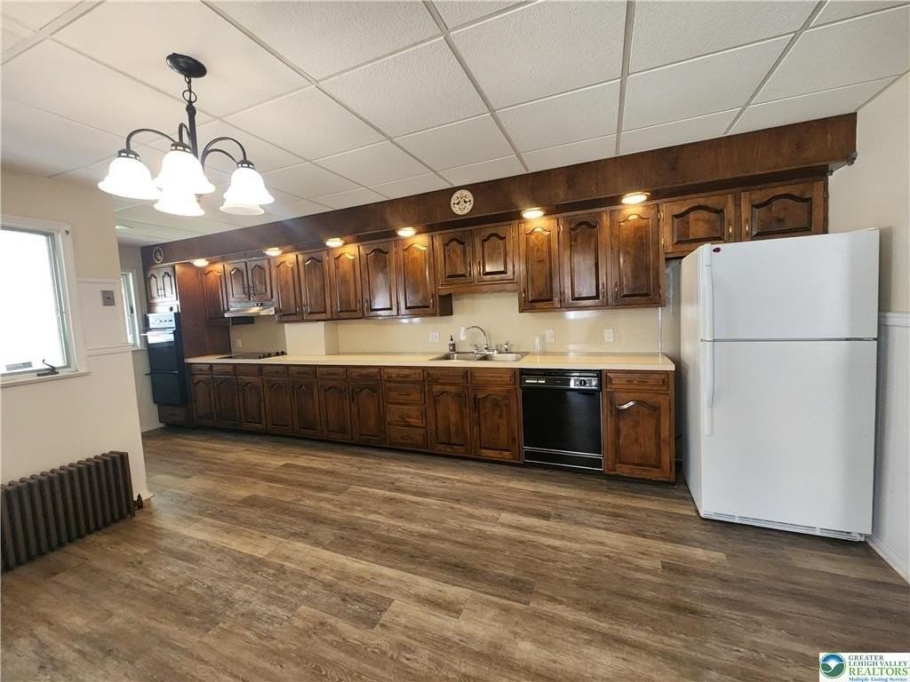 1843 Washington Ave - Photo 6 of 7