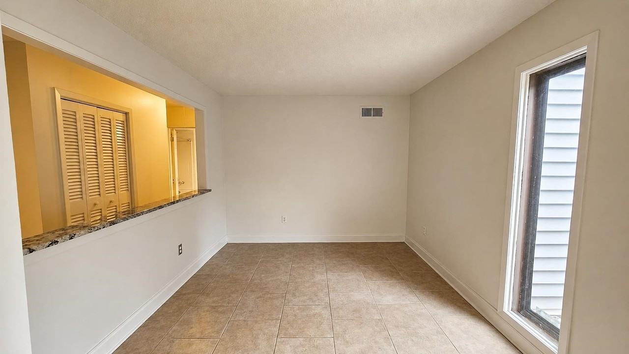 89 Ericson Rd - Photo 4 of 36