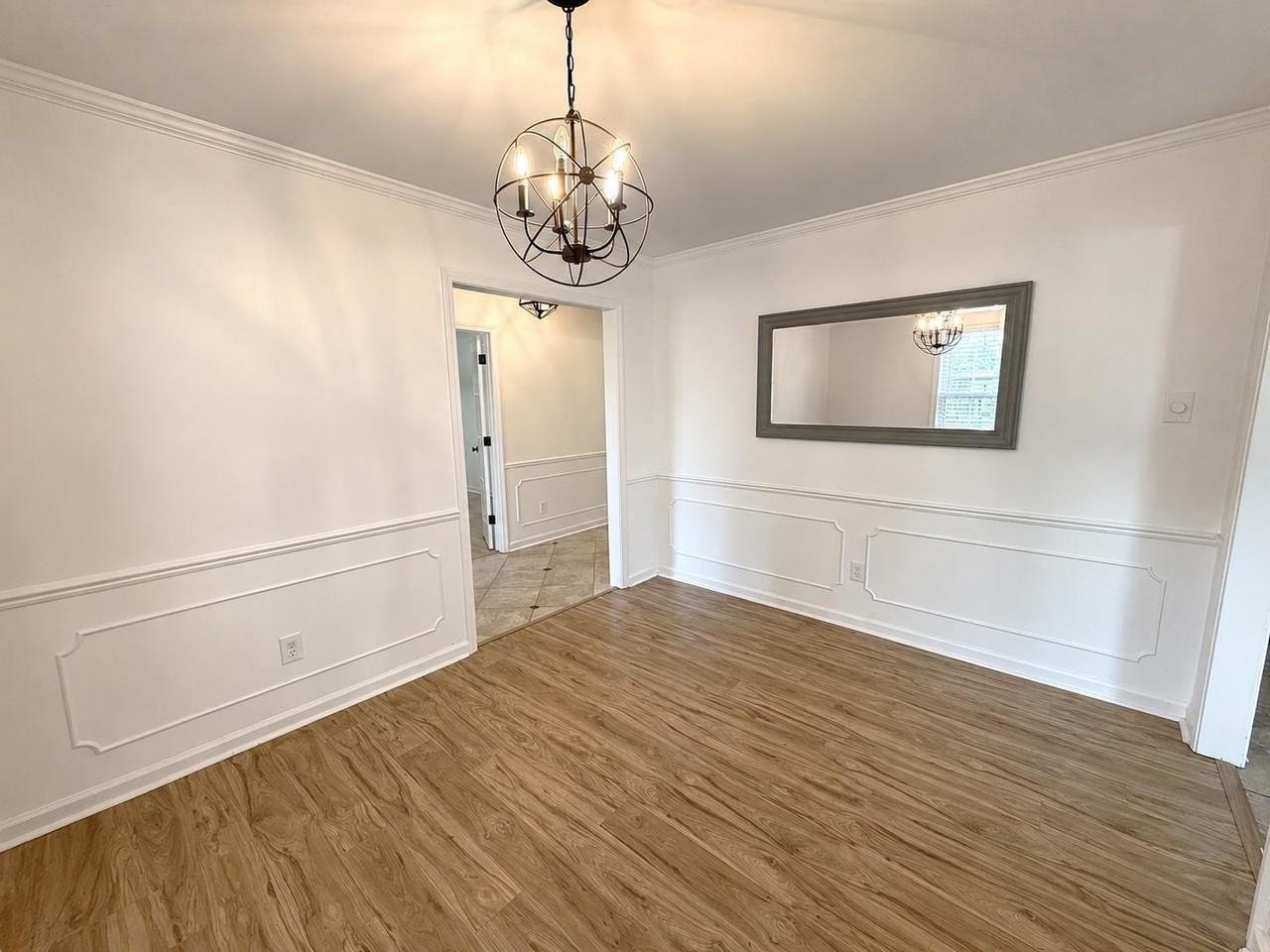 1602 Bubbling Brook Dr - Photo 3 of 20