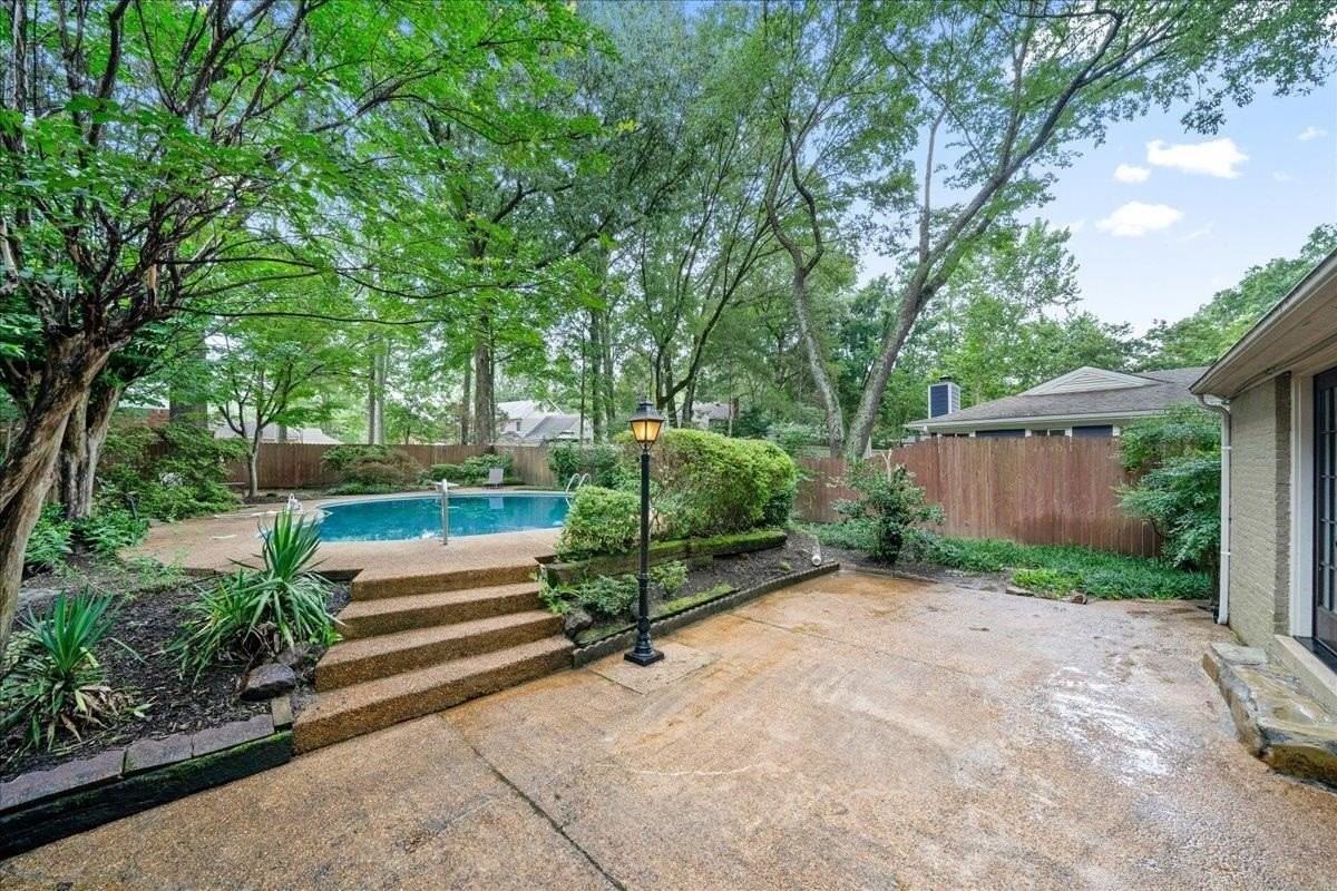 1380 Poplar Estates Pkwy - Photo 4 of 6