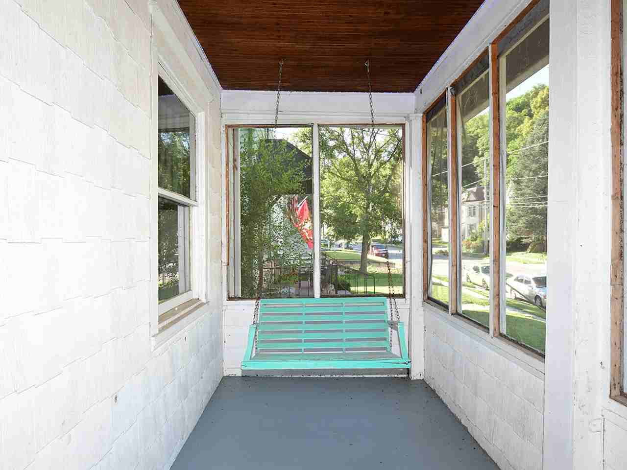 355 Lincoln Ave #1 - Photo 4 of 32