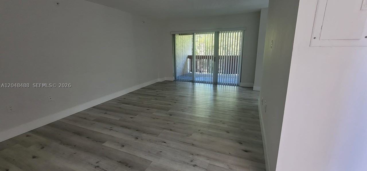 10641 Sw 108th Ave #4A - Photo 2 of 24