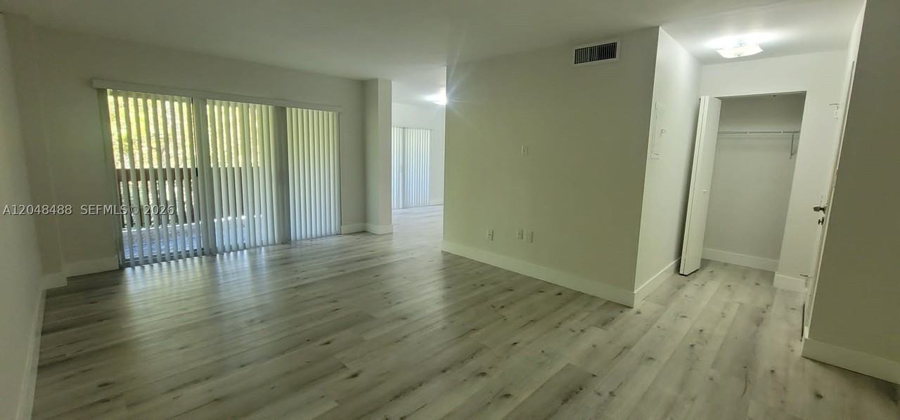 10641 Sw 108th Ave #4A - Photo 4 of 24
