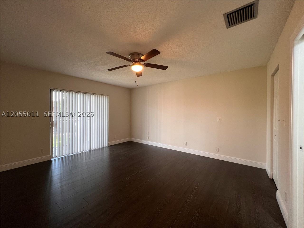 2762 S University Dr #9D - Photo 3 of 16