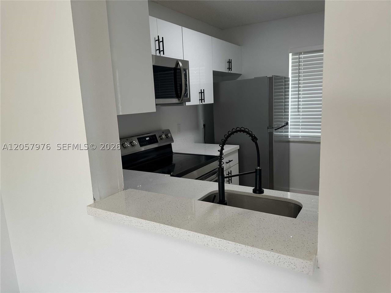 8560 N Sherman Cir #401 - Photo 5 of 19