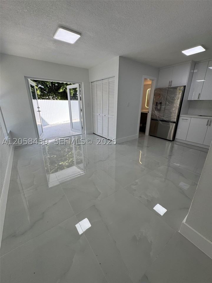 3315 Nw 13th Ter #3315 - Photo 6 of 13